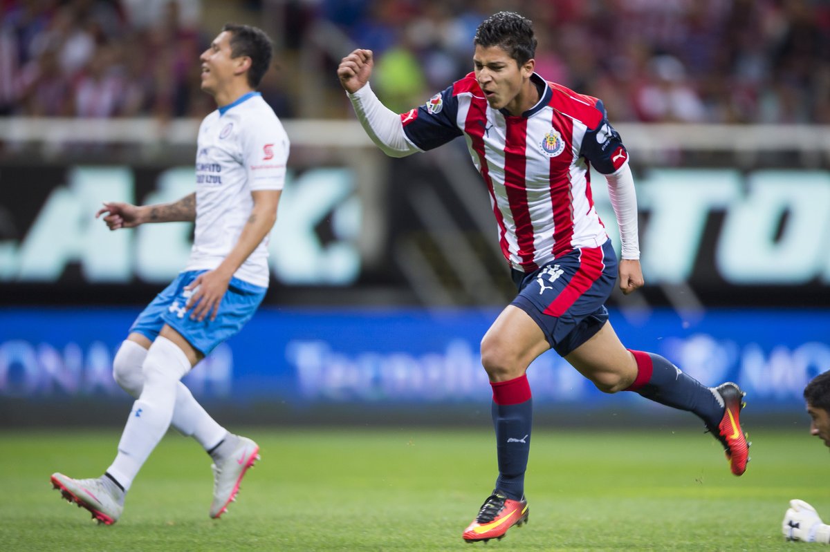 Resumen alineacion Guadalajara 3-2 Cruz Azul apertura 2016